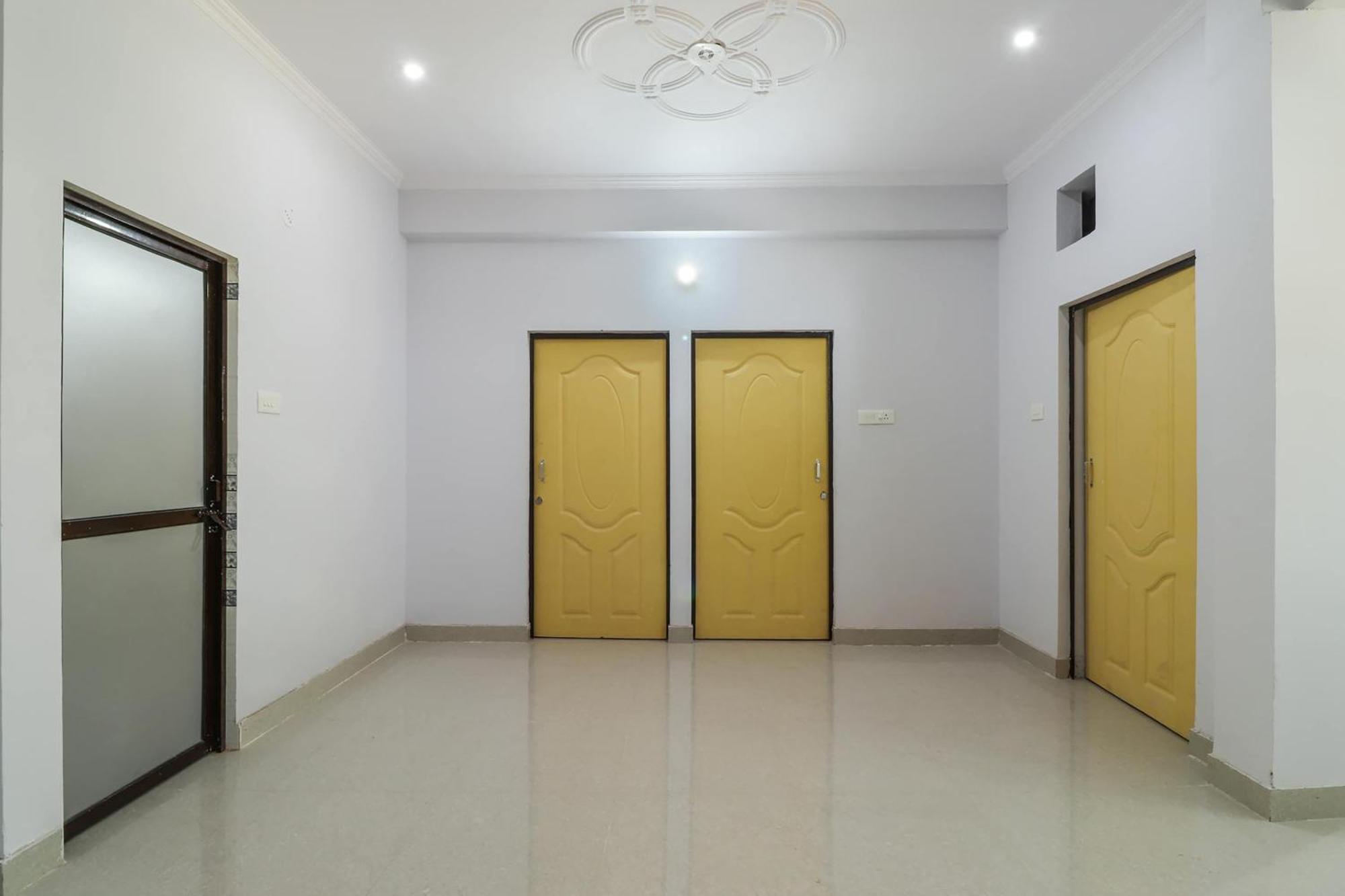 Hotel O Vgs Chinhat Kültér fotó
