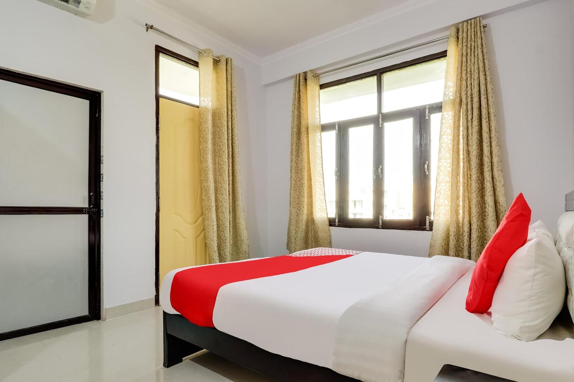 Hotel O Vgs Chinhat Kültér fotó