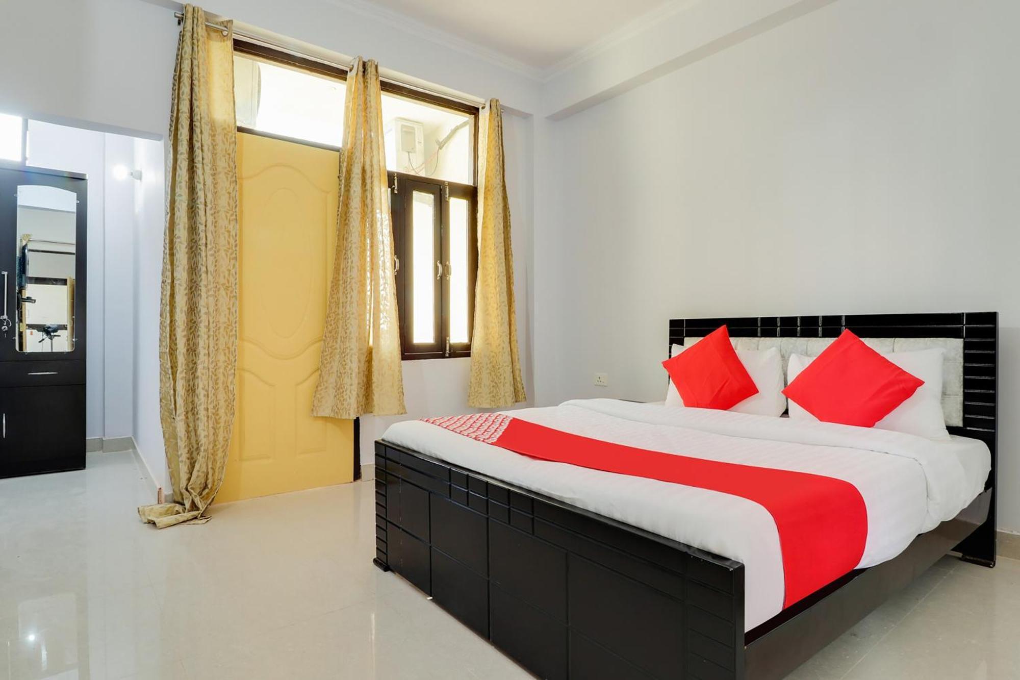 Hotel O Vgs Chinhat Kültér fotó