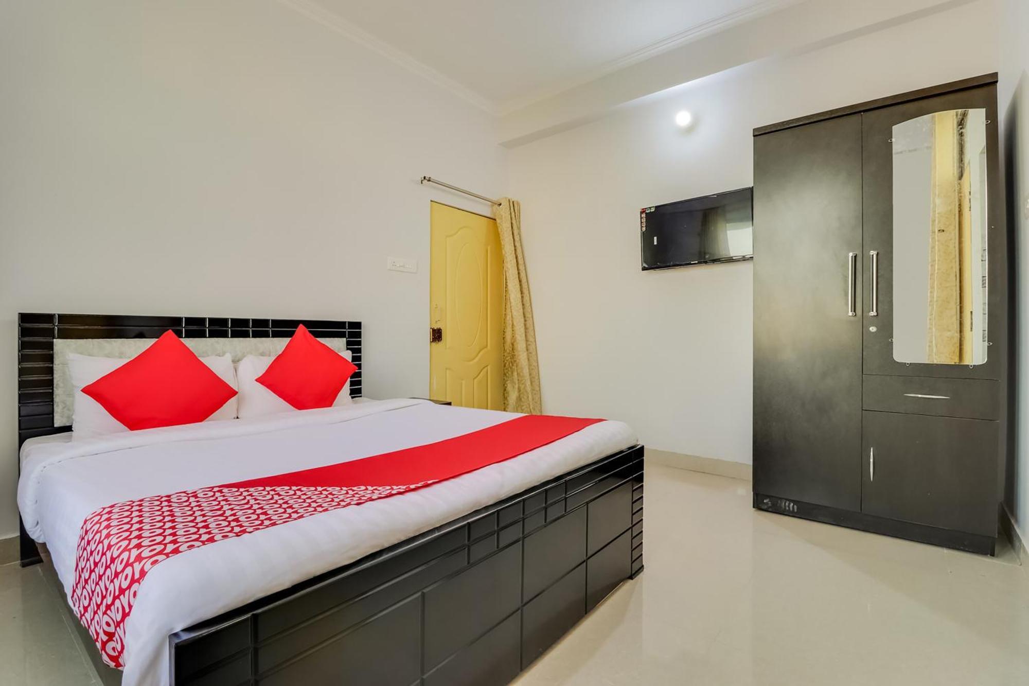 Hotel O Vgs Chinhat Kültér fotó